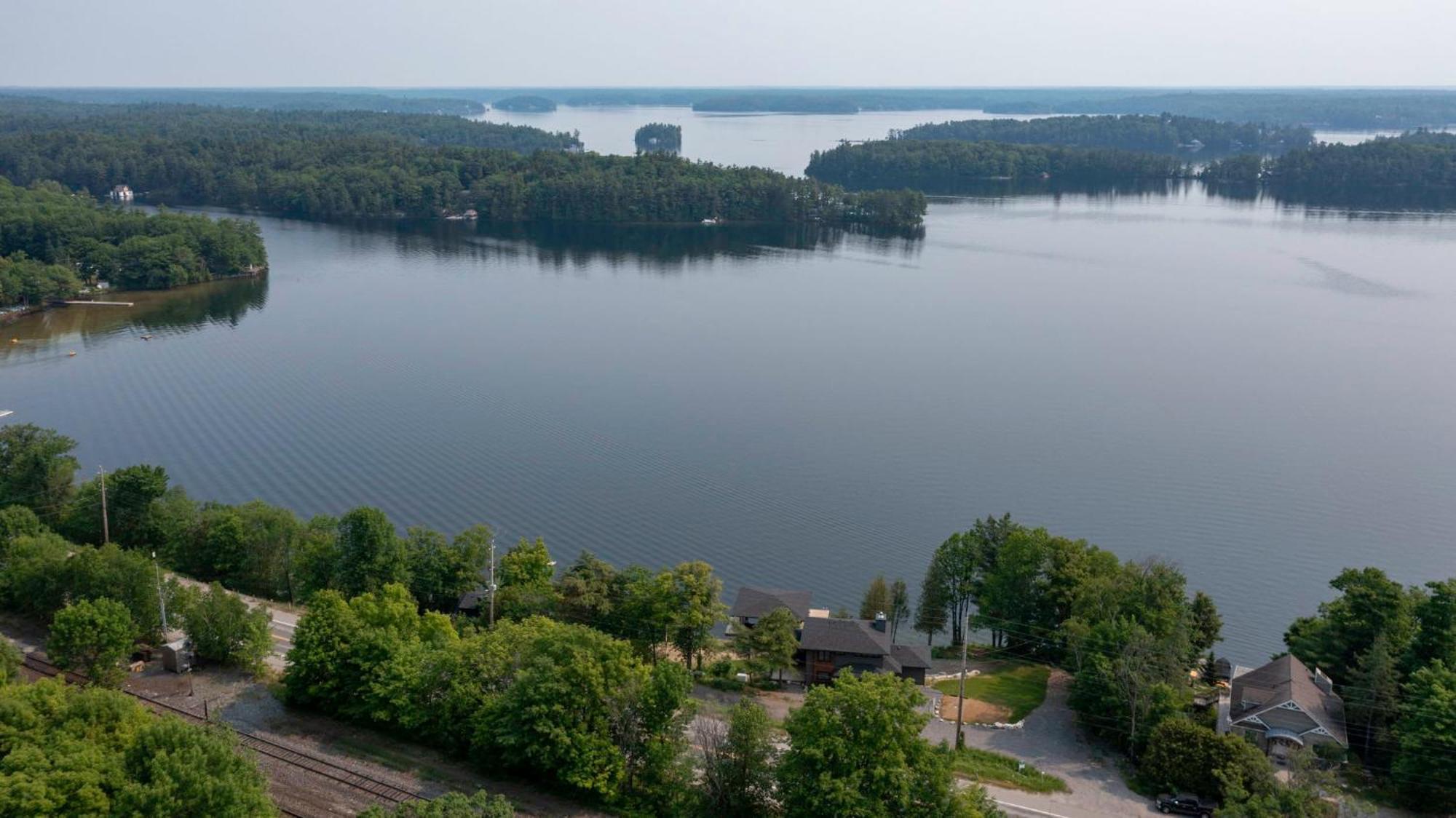 Tranquil Shores Mactier Екстериор снимка