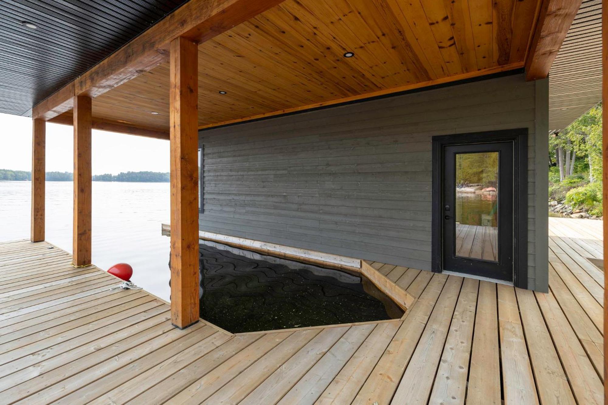 Tranquil Shores Mactier Екстериор снимка